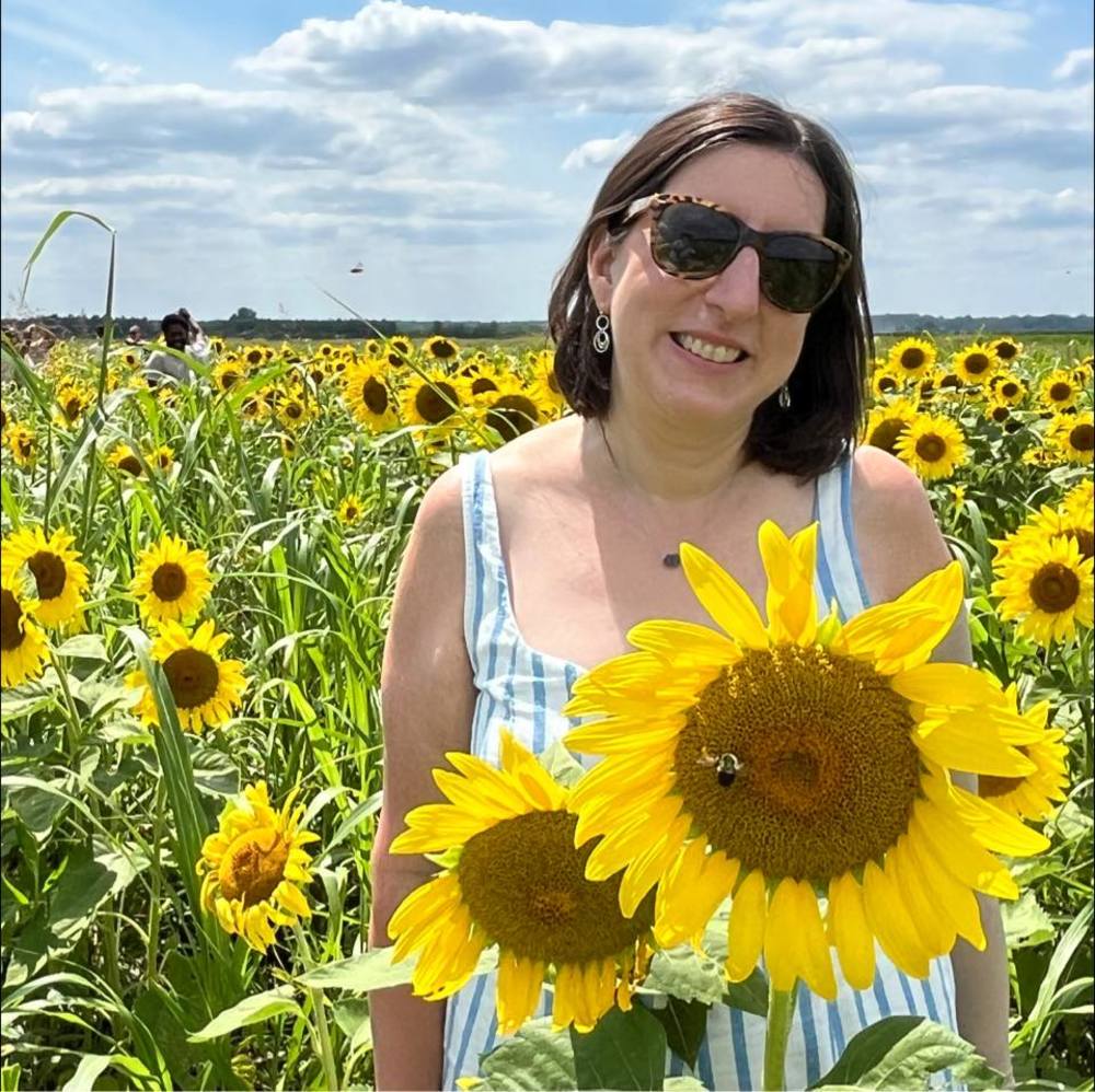 Meet your Posher, Lisa